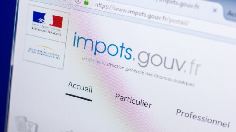 BRUNO LE MAIRE annonce le versement de l’avance des réductions et crédits d’impôt le 15 janvier 2024 à 9 millions de foyers pour un montant global de  5,8 Md€