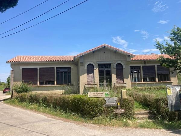 Réfection de la toiture de l’école du hameau de Grazimis