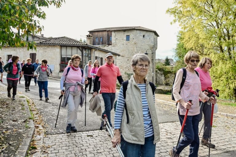 Octobre rose : marcheurs et cyclistes mobilisés