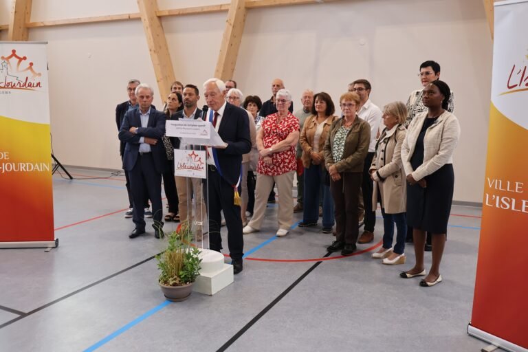 Inauguration du complexe sportif Lœtitia Moussard Loubens