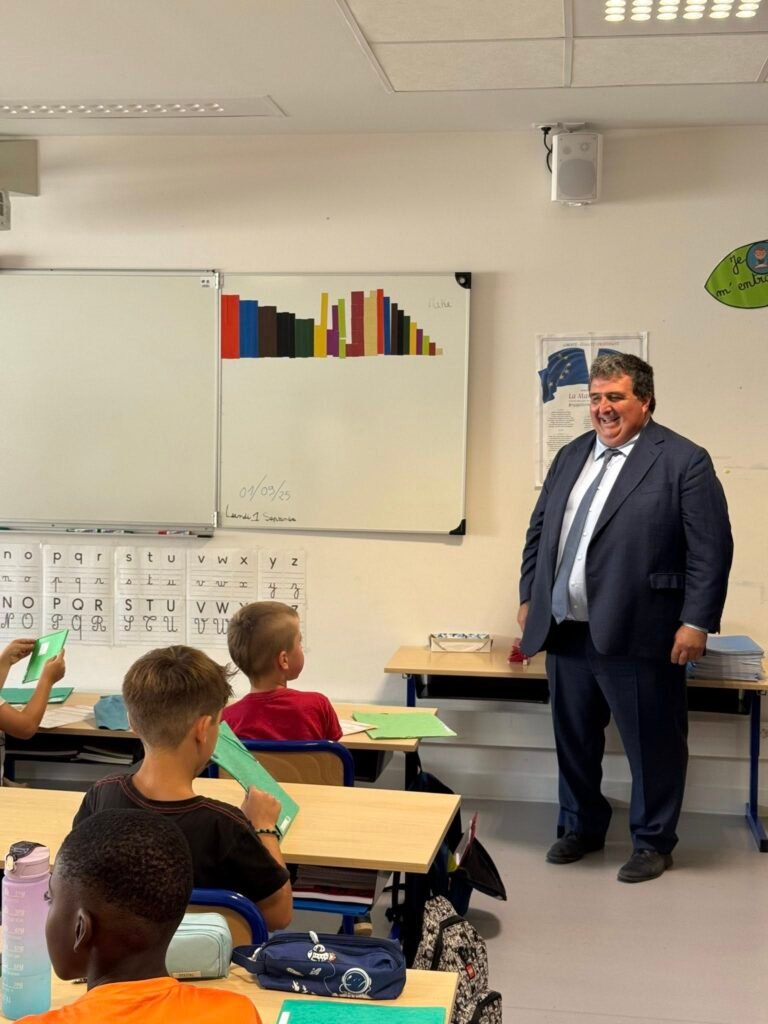 Visite de rentrée du député David Taupiac dans les écoles de Lectoure