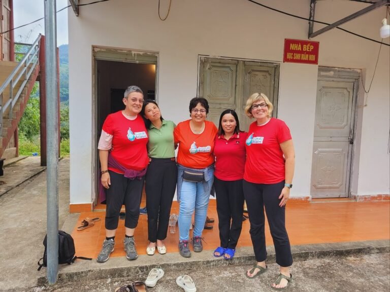 Un Marché de Noël Solidaire au Cœur d’Empeaux : Quand la générosité devient un art de vivre