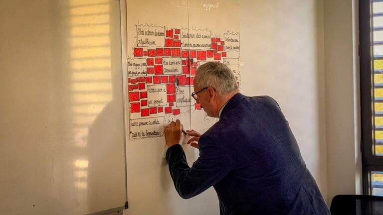 Beaulieu Lavacant : l’engagement européen des lycéens salué par Jean‑René Cazeneuve