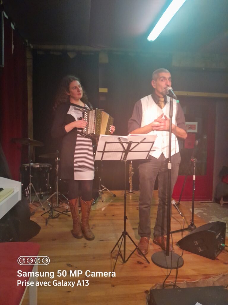 Octobre à la Peñac : musique, poésie et convivialité